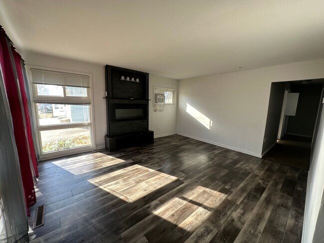 Foto del edificio - Quaint 3-Bed/1-Bath Haven: Columbus Comfort
