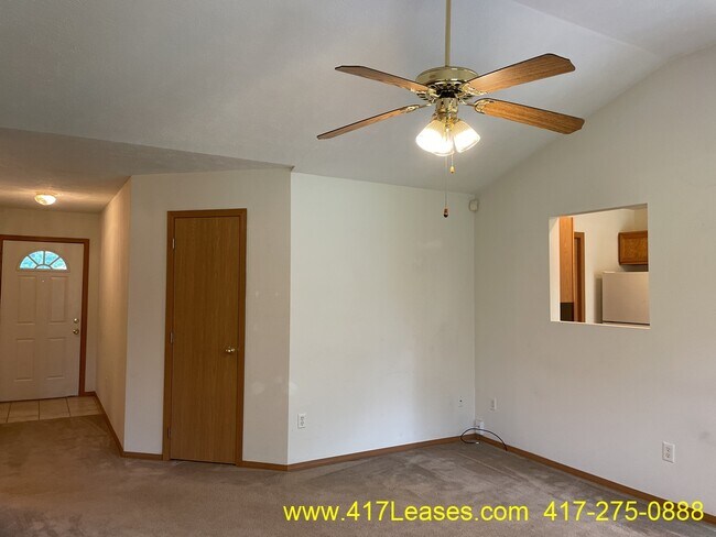 Building Photo - 1713 Windmill Way