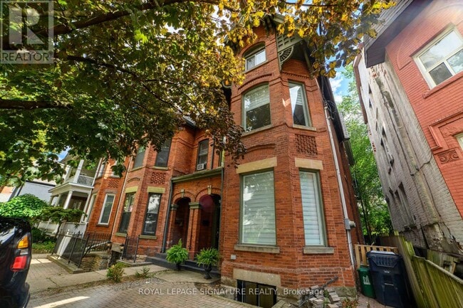 Building Photo - 103 Gloucester St