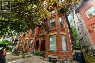 Building Photo - 103 Gloucester St