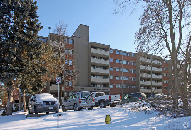 Building Photo - The Laurentian