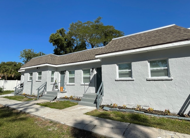 Building Photo - 8112 N Mulberry St