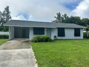 Building Photo - 9044 Pineapple Rd