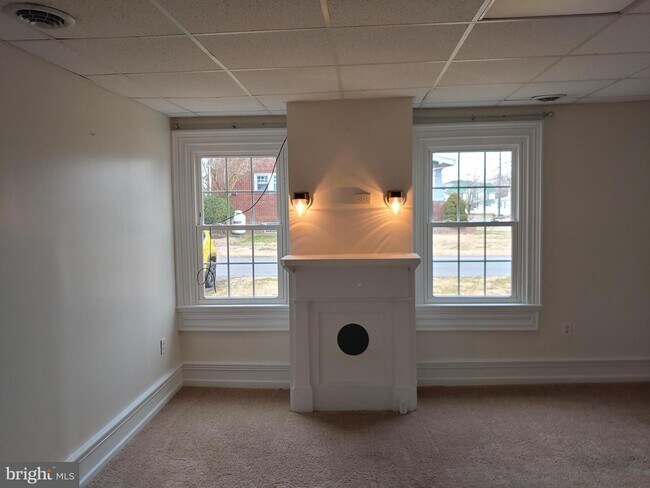 Foto del edificio - 7415 Maple St