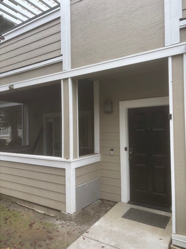 Building Photo - 5431 Sanchez Dr