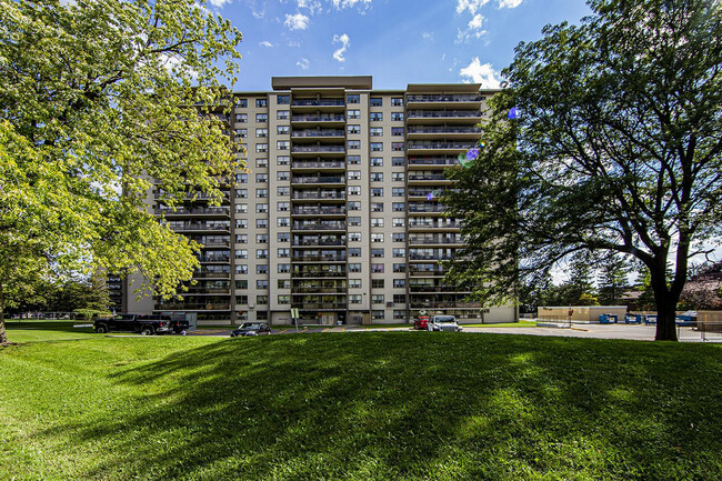 Building Photo - Esterbrooke Apartments