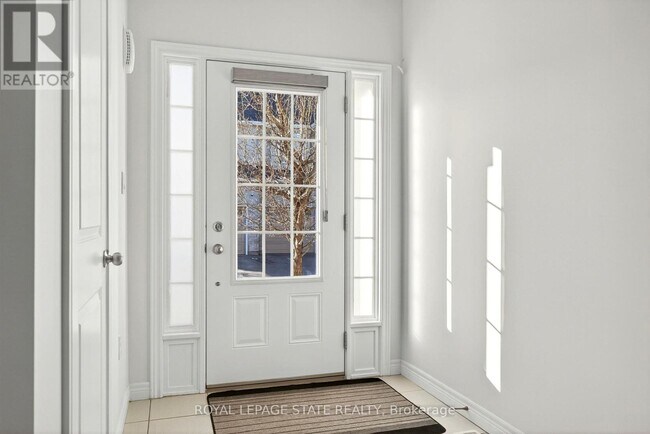 Building Photo - 90 Raymond Rd