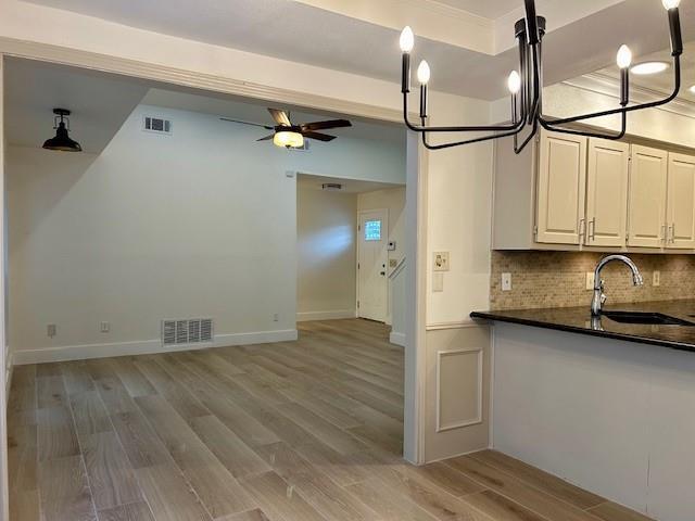 Foto del edificio - 17119 Upper Bay Rd