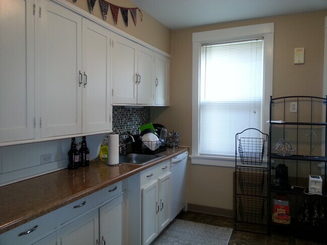 cocina - 5901 Hobart St