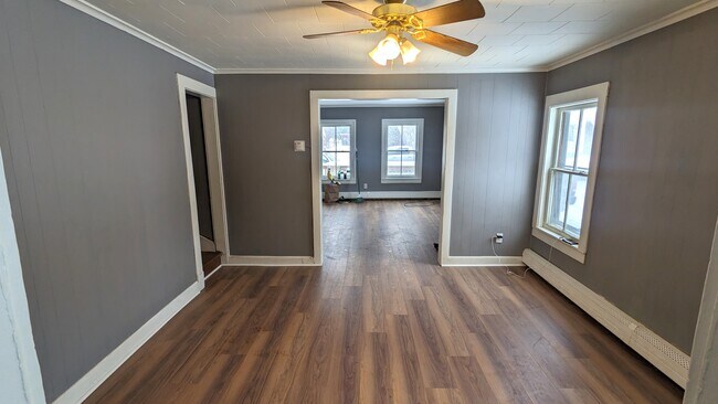 Foto del edificio - 104/106 West Fulton St