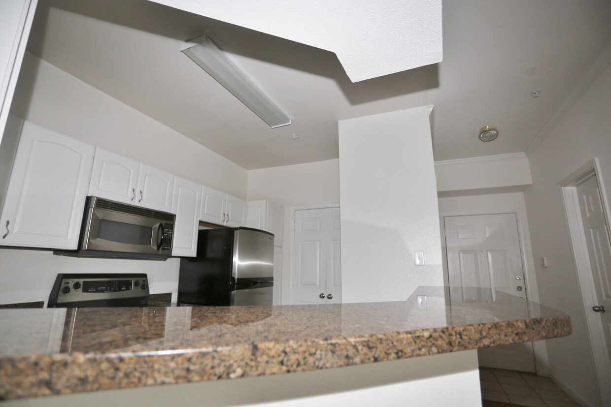 1330 Old Spanish Trail, Houston, TX 77054 Condo for Rent in Houston