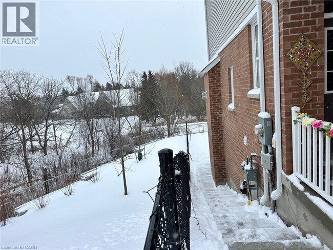 Building Photo - 219 Ridge Rd