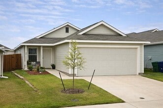 Building Photo - 1627 Cattle Dr Ln