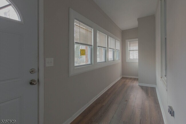 Foto del edificio - 257 S 8th St