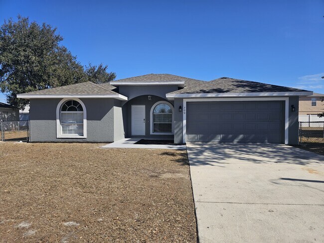 Foto del edificio - 709 Platypus Ct