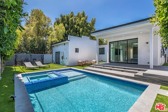 Foto principal - 1948 S Point View St