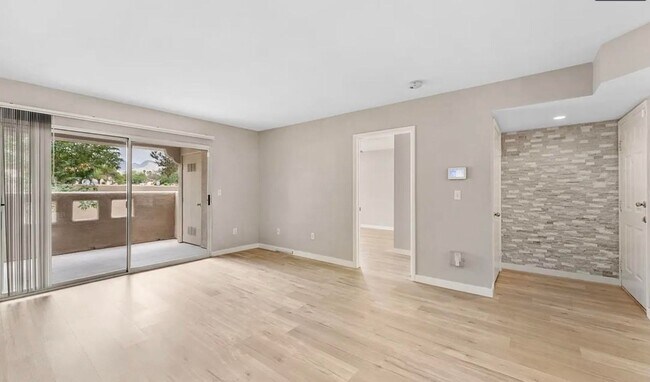 Foto del edificio - Beautiful First-Floor Summerlin Condo in La Posada – 2 Bed, 2 Bath with Private Patio