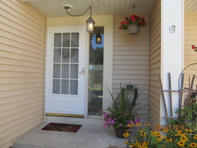 Primary Photo - 734 Colorado Ct