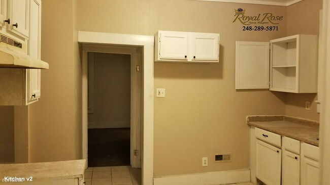 Building Photo - 3 br, 1.5 bath House - 1513 Alter Rd