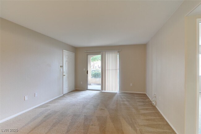 Foto del edificio - 7885 W Flamingo Rd