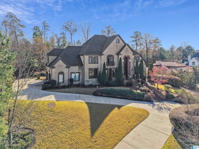 Building Photo - 2005 Lake Heather Dr