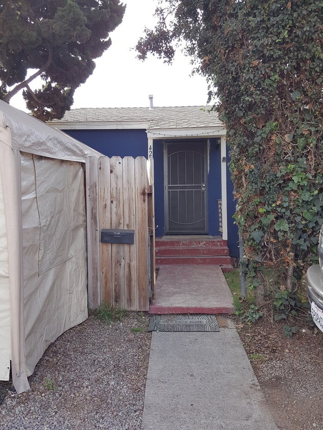 Building Photo - Charming duplex in Pacific Beach