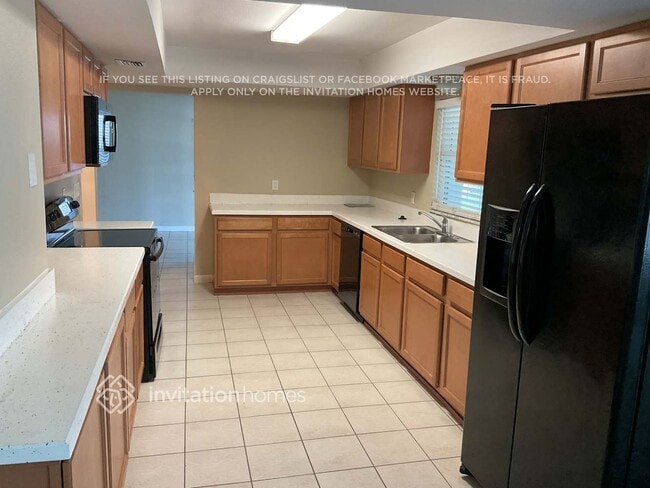 Building Photo - 3963 Irma Shores Dr