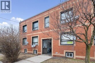 Building Photo - 1292 Parent Ave