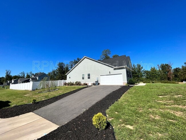 Foto del edificio - 2157 Kennington Pkwy N