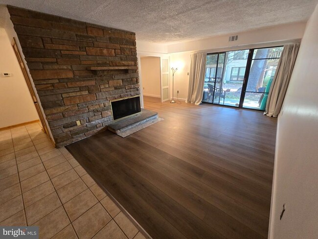 Building Photo - 5378 SMOOTH Way