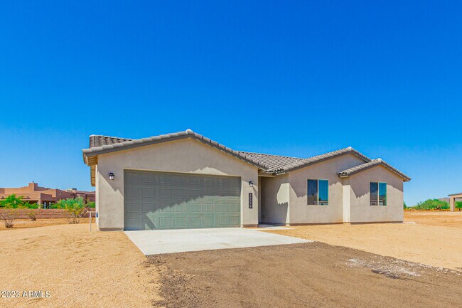 Building Photo - 39112 N 9th Ave