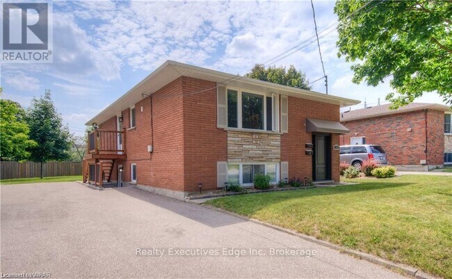 Building Photo - 62 Scenic Dr