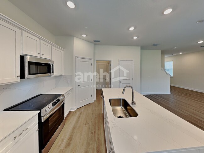 Foto del edificio - 971 Grafton Ridge Dr