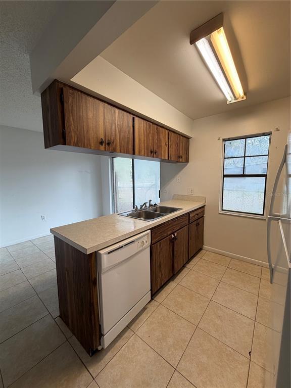 Foto del edificio - 6820 NE 7th St