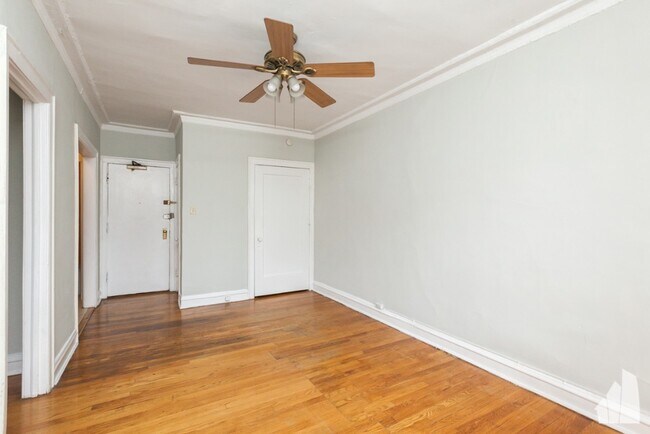 Building Photo - 1164 N Dearborn St