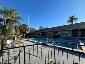 Building Photo - 1031 Columbia Ave