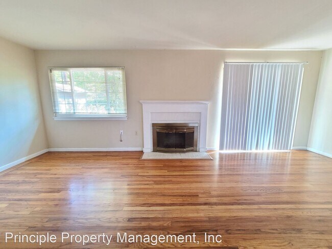 Foto del edificio - 2 br, 1 bath House - 14100 Lucian Ave