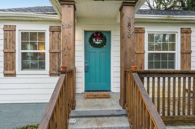 Foto del edificio - 3/ 1.5 Home for Rent!