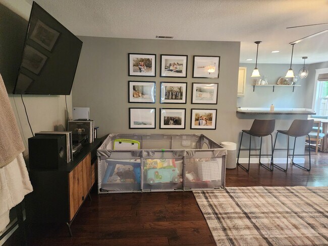 Foto del edificio - Knoxville 37920 - 3 bedroom 2 bath - call ...