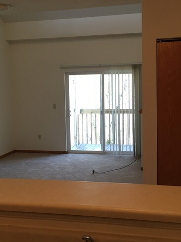 Foto del edificio - 1218 McKenna Blvd