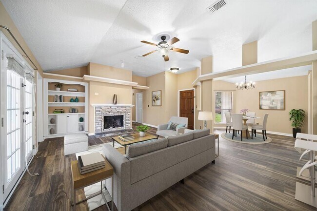Foto del edificio - 15130 Yorktown Colony Dr