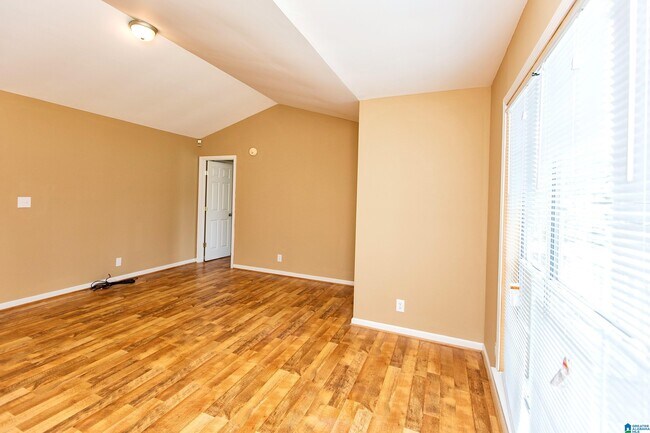 Foto del edificio - 7770 Old Bradford Rd