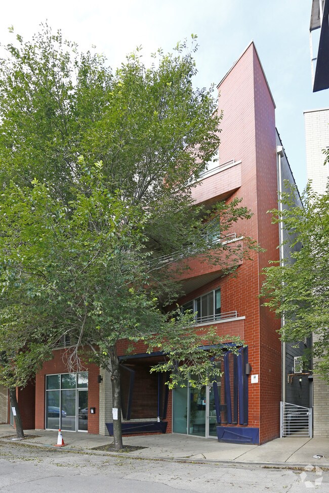 1646 N Bosworth Ave - 1656 N. Bosworth