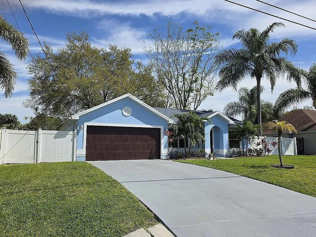 Foto principal - 1817 SW Leafy Rd