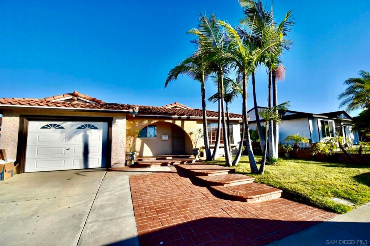 745 Reef Dr Unit B, San Diego, CA 92154 Room for Rent in San Diego