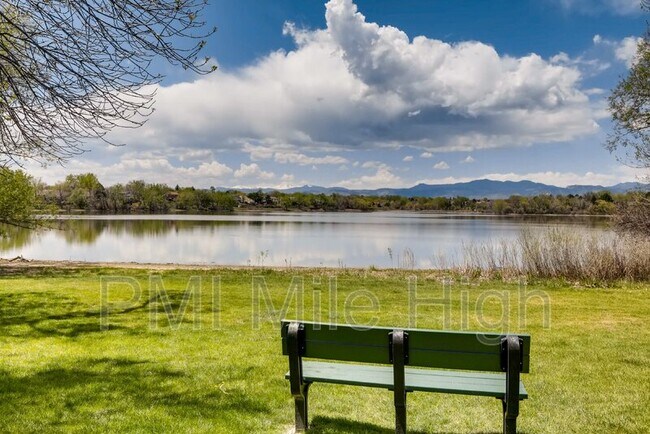 Foto del edificio - 8617 Garland Ct