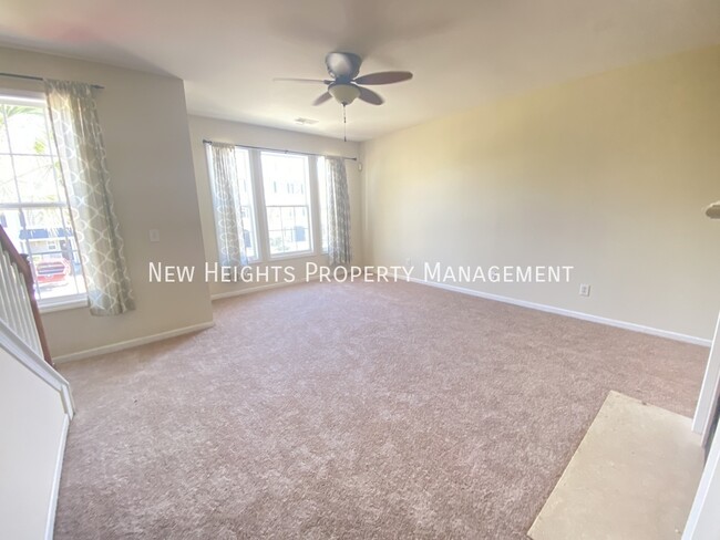 Building Photo - 1406 Hamlin Park Circle