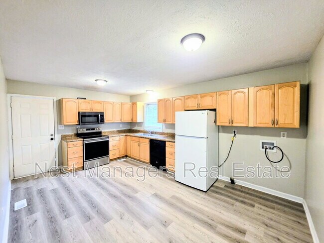 Foto del edificio - 425 Morley Dr
