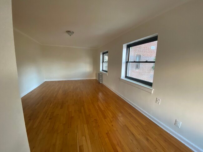 Foto del edificio - 283 Bay 17th St