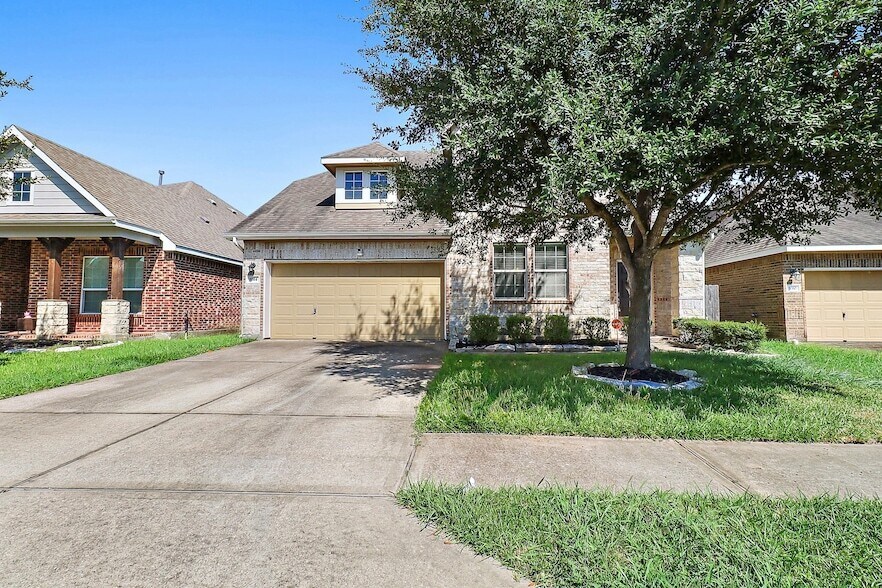 Foto principal - 8314 Hampton Bay Drive
